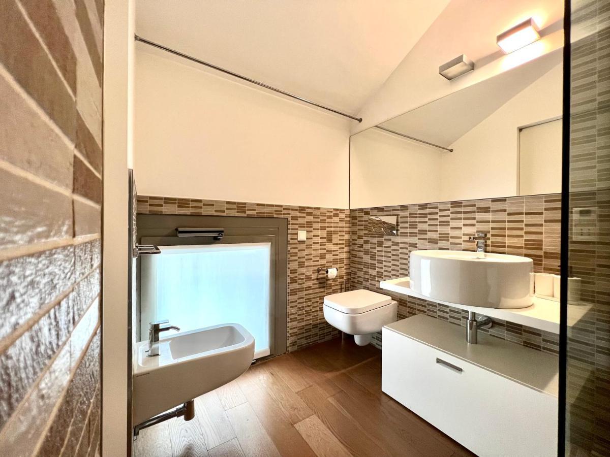 Modern Loft Apartment Milan Exterior photo