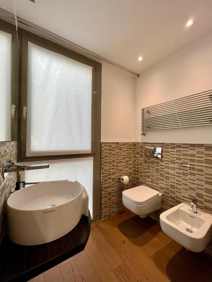 Modern Loft Apartment Milan Exterior photo